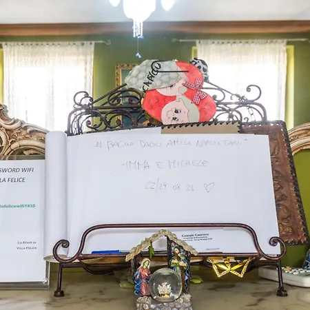 לינה וארוחת בוקר Felice גיארדיני נאקסוס
